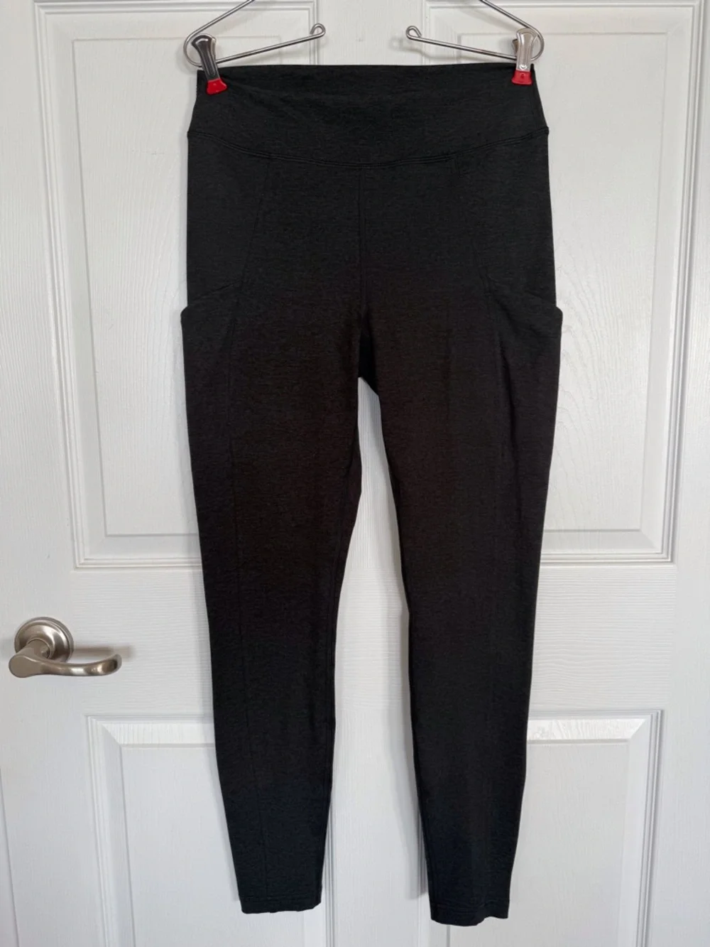 Lululemon soft suede high rise tight leggings with pockets. Size 10. 2024 - Picture 2 of 8